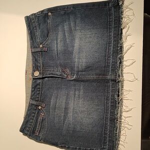 Women's dark denim jean skirt by 'American Ragae'. Size 11